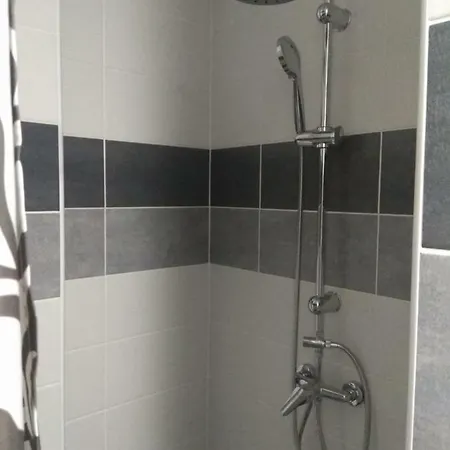 U Splavu