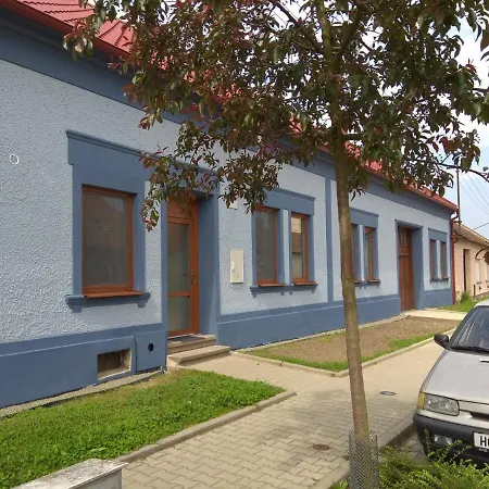 U Splavu Apartmán *
