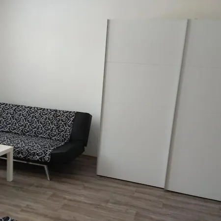 U Splavu