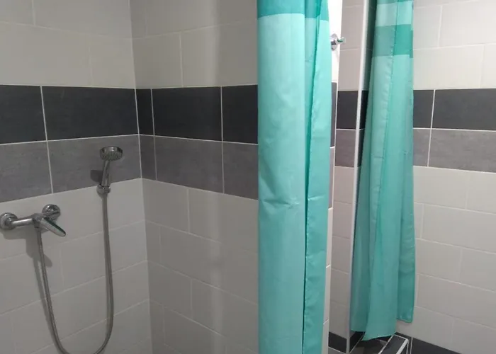 U Splavu